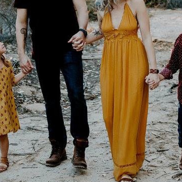 Dress - Picture 3 of 8